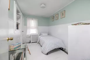47 Chester Ct, Oceanside, NY 11572 - Photo 16
