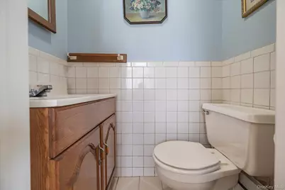47 Chester Court, Oceanside, NY 11572 - Photo 6