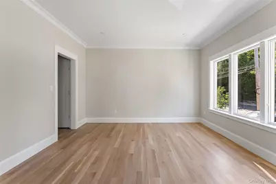 59 Myrtle Boulevard, Larchmont, NY 10538 - Photo 12