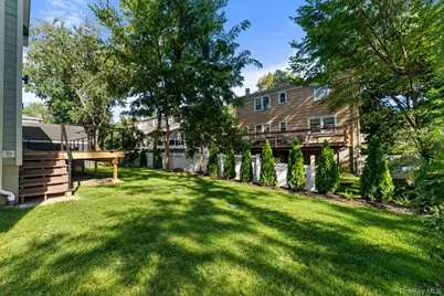 59 Myrtle Boulevard, Larchmont, NY 10538 - Photo 36