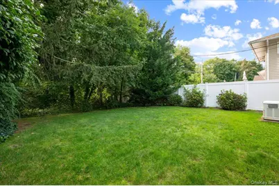 564 Richmond Road, East Meadow, NY 11554 - Photo 26