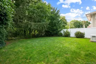 564 Richmond Rd, East Meadow, NY 11554 - Photo 26