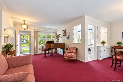 564 Richmond Road, East Meadow, NY 11554 - Photo 6