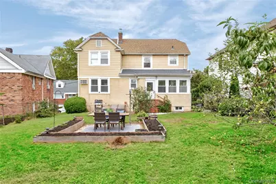12 Pulaski Place, Port Washington, NY 11050 - Photo 22