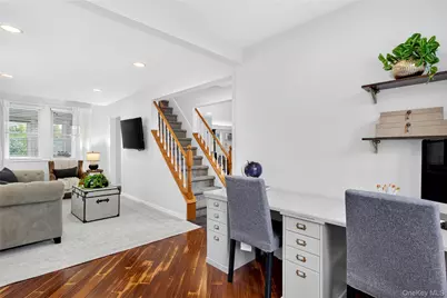 12 Pulaski Place, Port Washington, NY 11050 - Photo 4