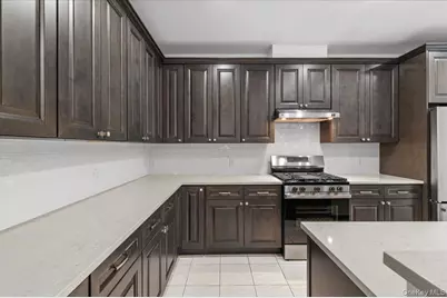 238 Harbor View Drive #238, Port Washington, NY 11050 - Photo 10