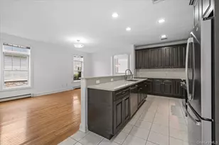 238 Harbor View Dr, Port Washington, NY 11050 - Photo 12