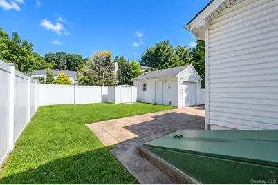 49 Collins Avenue, Kings Park, NY 11754 - Photo 32