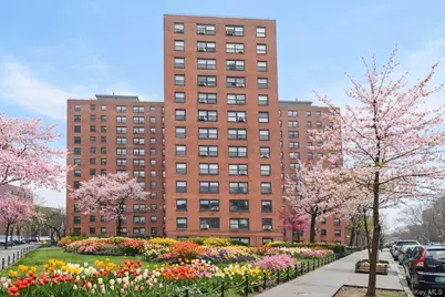 99-32 66 Road #5W, Rego Park, NY 11374 - Photo 2