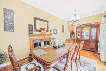 204 W 3rd Street, Deer Park, NY 11729 - Photo 20