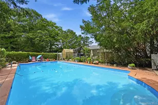 124 E Woodside Ave, Patchogue, NY 11772 - Photo 24