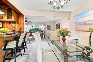 124 E Woodside Ave, Patchogue, NY 11772 - Photo 10