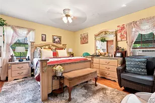 124 E Woodside Ave, Patchogue, NY 11772 - Photo 14