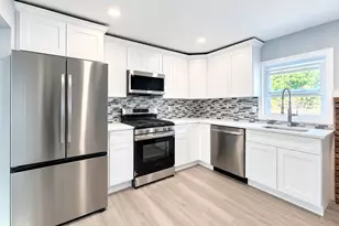 10 Frank Ave, Bellmore, NY 11710 - Photo 12