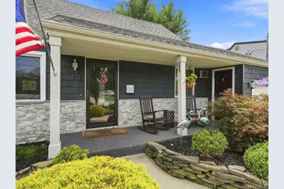 40 Greenwood Drive, North Babylon, NY 11703 - Photo 2