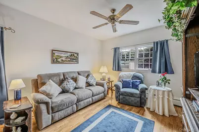 24 Spruce Street, Smithtown, NY 11787 - Photo 26
