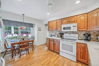 24 Spruce Street, Smithtown, NY 11787 - Photo 22