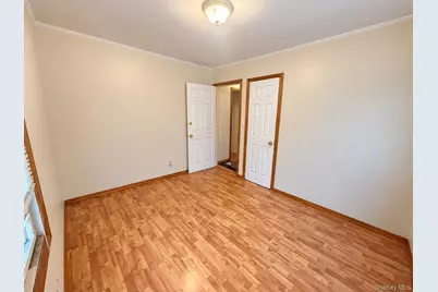 220 Lehrer Avenue, Elmont, NY 11003 - Photo 12