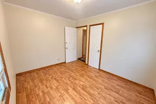 220 Lehrer Ave, Elmont, NY 11003 - Photo 12