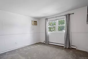 48 Grey Ln, Levittown, NY 11756 - Photo 24