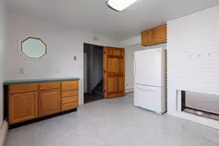 48 Grey Ln, Levittown, NY 11756 - Photo 6