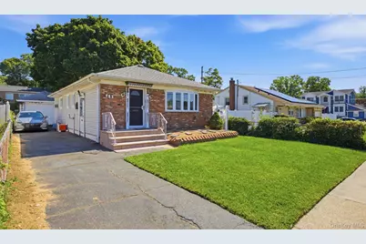 983 Cayuga Road, West Hempstead, NY 11552 - Photo 2