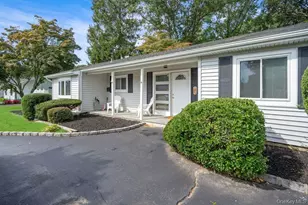 24 Blackfoot Trl, Shoreham, NY 11786 - Photo 24