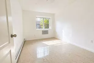90-17 56th Ave, Elmhurst, NY 11373 - Photo 4