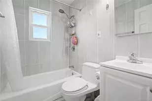 33-09 255th St, Little Neck, NY 11363 - Photo 16