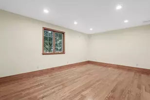2 Amherst Road E, Great Neck, NY 11021 - Photo 28