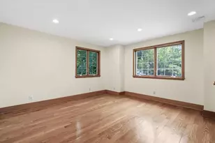 2 Amherst Road E, Great Neck, NY 11021 - Photo 30