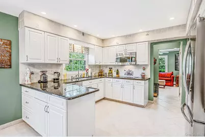 30 Damin Circle, Saint James, NY 11780 - Photo 10