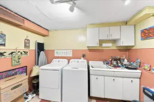 1563 Merry Ave, Bronx, NY 10461 - Photo 20