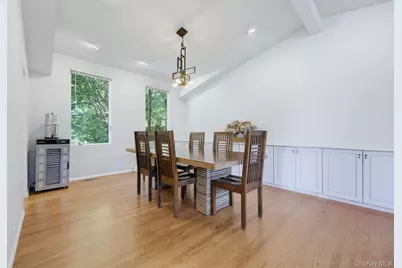 6 Lark Avenue, White Plains, NY 10607 - Photo 10