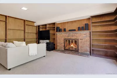 6 Lark Avenue, White Plains, NY 10607 - Photo 28