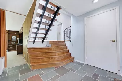 6 Lark Avenue, White Plains, NY 10607 - Photo 4