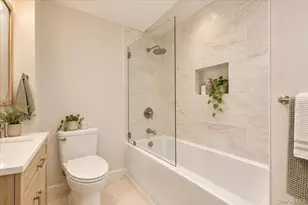 305 Rogers Ave, Brooklyn, NY 11225 - Photo 32