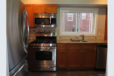 20809 Bardwell Avenue, Queens Village, NY 11429 - Photo 4