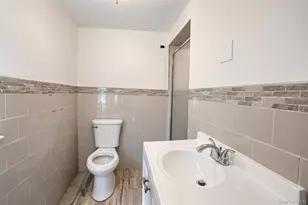 45 Lynbrook Ave, Lynbrook, NY 11563 - Photo 12