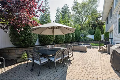 15 Pound Ridge Road, Plainview, NY 11803 - Photo 34