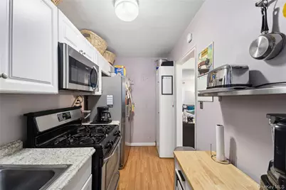 86-75 Springfield Boulevard #Duplex, Queens Village, NY 11427 - Photo 10