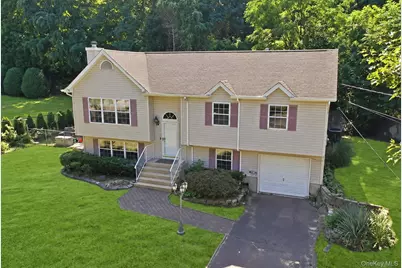 701 Park Avenue, Huntington, NY 11743 - Photo 2