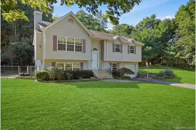 701 Park Avenue, Huntington, NY 11743 - Photo 1