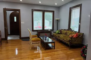 204-11 Murdock Ave, Saint Albans, NY 11412 - Photo 8