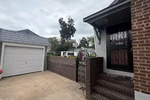 204-11 Murdock Ave, Saint Albans, NY 11412 - Photo 28