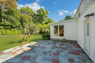 13 Colonial Rd, Scarsdale, NY 10583 - Photo 28