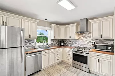 4 Aspen Court, Wappingers Falls, NY 12590 - Photo 10