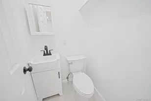 123 Denton St, Patchogue, NY 11772 - Photo 18
