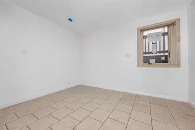 150 Holly Avenue, Hempstead, NY 11550 - Photo 28