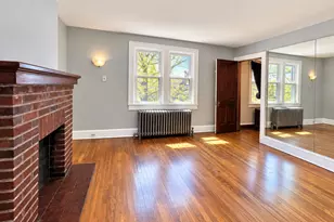 26 Hasbrouck St, Newburgh, NY 12550 - Photo 8